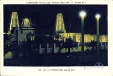 CPA Exposition Coloniale Internationale de Paris Cite des informations vue de nuit