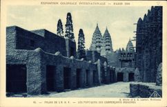 CPA Exposition Coloniale Internationale De Paris 1931 Palais de l'AOF Les portiques des commercants indigenes