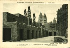 CPA Exposition Coloniale Internationale De Paris 1931 Palais de l'AOF Les portiques des commercants indigenes