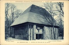 CPA Exposition Coloniale Internationale Paris 1931 Cameroun Togo Entree du pavillon de la chasse
