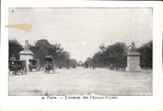 CPA Paris L'avenue Des Champs Elysees