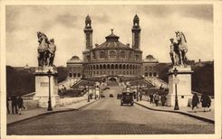VINTAGE POSTCARD Paris the Bridge D' Iena And Trocadero