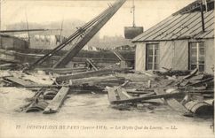VINTAGE POSTCARD Floods Of Paris the Damage Quay Of Louvre