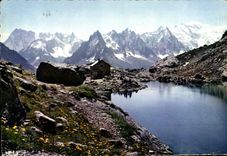 POSTAL MODERNA Chamonix Mont Blanc el lago blanco Jorasses grande las agujas De Chamonix y Mont Blanc