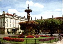 CPM Bourg en Bresse Et Hotel de France