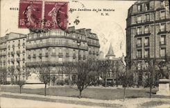 CPA Paris Les jardins de la mairie