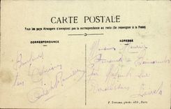 VINTAGE POSTCARD Paris gardens of the town hall