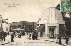 VINTAGE POSTCARD Fair Of Decorative Arts the Large House Of White