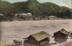 VINTAGE POSTCARD Tonkin the Red River Trai Hut Vietnam Indo-China