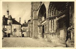 CPA Avallon Place St Lazare Et Maison du 15eme