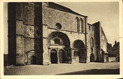 CPA Avallon Facade Et Portails De l'Eglise St Lazare
