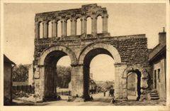 CPA Autun La Romaine Porte Romane D'Arroux