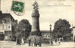 VINTAGE POSTCARD Troyes Monumnet Of the Children Of the Paddle And Train station