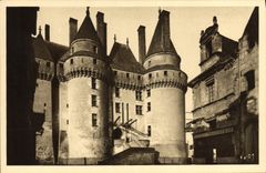 CPA Langeais L'Entree Du Chateau