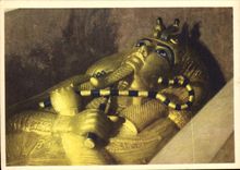 VINTAGE POSTCARD Ank Amen' S Treasures The Third Wooden Coffin Coated with gold Egypt Concealed
