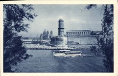 CPA Marseille Le Fort Saint Jean et la Cathedrale