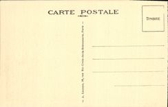 CPA Malmaison Le Chateau Facade est et Cour d'Honneur