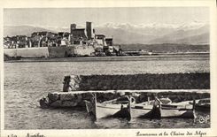 CPA Antibes Panorama et la chaine des Alpes
