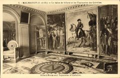 CPA Malmaison Le salon de billard et les tapisseries des Gobelins Napoleon 