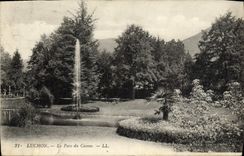 VINTAGE POSTCARD Luchon the Park of the Casino