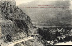 CPA Route de Cauterets Pierrefite Vue generale Route et tunnel