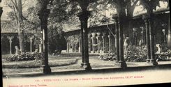 CPA.Toulouse Le Musee Grand Cloitre des Augustins 