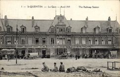 VINTAGE POSTCARD St Quentin Train station Children
