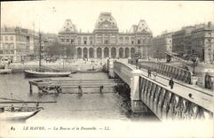 POSTAL Le Havre de la VENDIMIA la bolsa de acción y los barcos de la pasarela