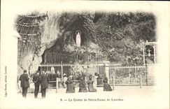 VINTAGE POSTCARD the Cave Of Notre Dame De Lourdes