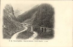 CPA Haute Pyrenees Route De Cauterets Pont De Mayaba