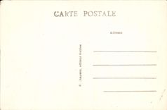 La POSTAL Erdre de la VENDIMIA aspira delante del puente