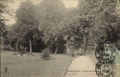 Jardín santo de la nube de la POSTAL de la VENDIMIA de Trocadero