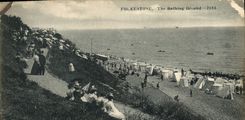 VINTAGE POSTCARD Folkestone The Bathing Ground
