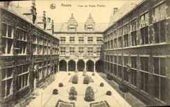 CPA Anvers Cour Du Musee Plantin