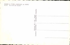 CPM Scenes Types D'Afrique du Nord Au bord de l'Oued