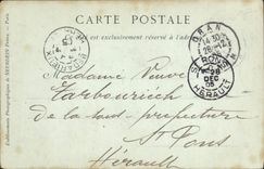 CPA Une Fileuse De Laine