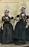 VINTAGE POSTCARD Twee Zuid Bevelandsche Boerenmeisjes Children Folklore