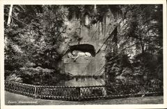 VINTAGE POSTCARD Luzern Lowendenkmal
