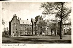 VINTAGE POSTCARD Berlin Amtsgericht Am Brunnenplatz