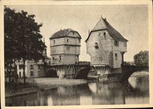 VINTAGE POSTCARD Bad Kreuznach Old women Houses On the Bridge