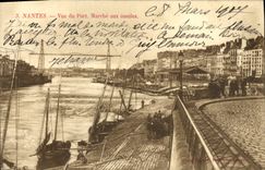 VINTAGE POSTCARD Nantes Vue of the Port Goes to the Moulds