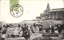 VINTAGE POSTCARD Ostend Plays of the children