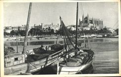 CPA Espagne Port de peche Bateaux