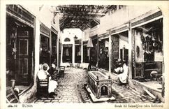 EL Sekadjine de Túnez Souk de la POSTAL de la VENDIMIA de los saddlers