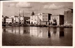 POSTAL Bizerte de la VENDIMIA visto de los barcos del puerto viejo