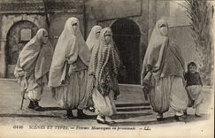 CPA Scenes Et Types Femmes Mauresques