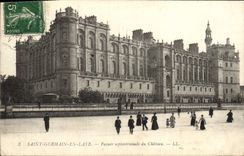 CPA Saint Germain En Laye Facade septentrionale du Chateau
