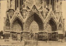 CPA Champagne Pommery Greno Reims La Cathedrale De Reims Avant La Guerre Le Grand Portail Jeanne d'Arc