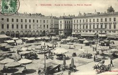 CPA Toulouse Place Du Capitole La Fin du Marche