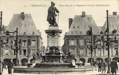 CPA Charleville Place Ducale et Statue de Charles de Gonzague